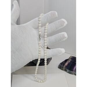 Vintage 14K White Gold Clasp Gradual Pearl Necklace 15" [5.5mm - 6.0mm]